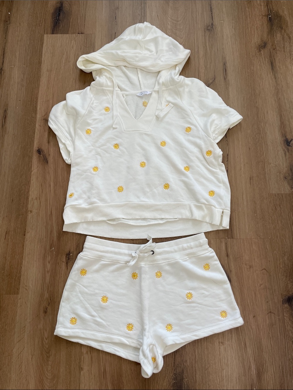 Splendid X Gray Malin Embroidered Sun Hooded Top & Shorts Set
